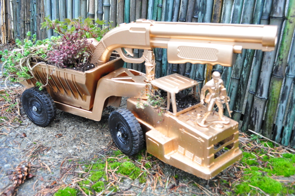 toy dump truck